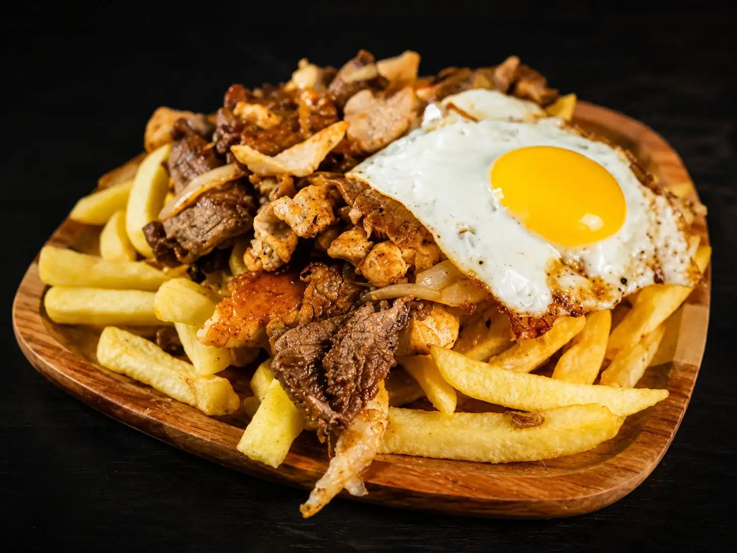 Chorrillana de Sabor Caribeño